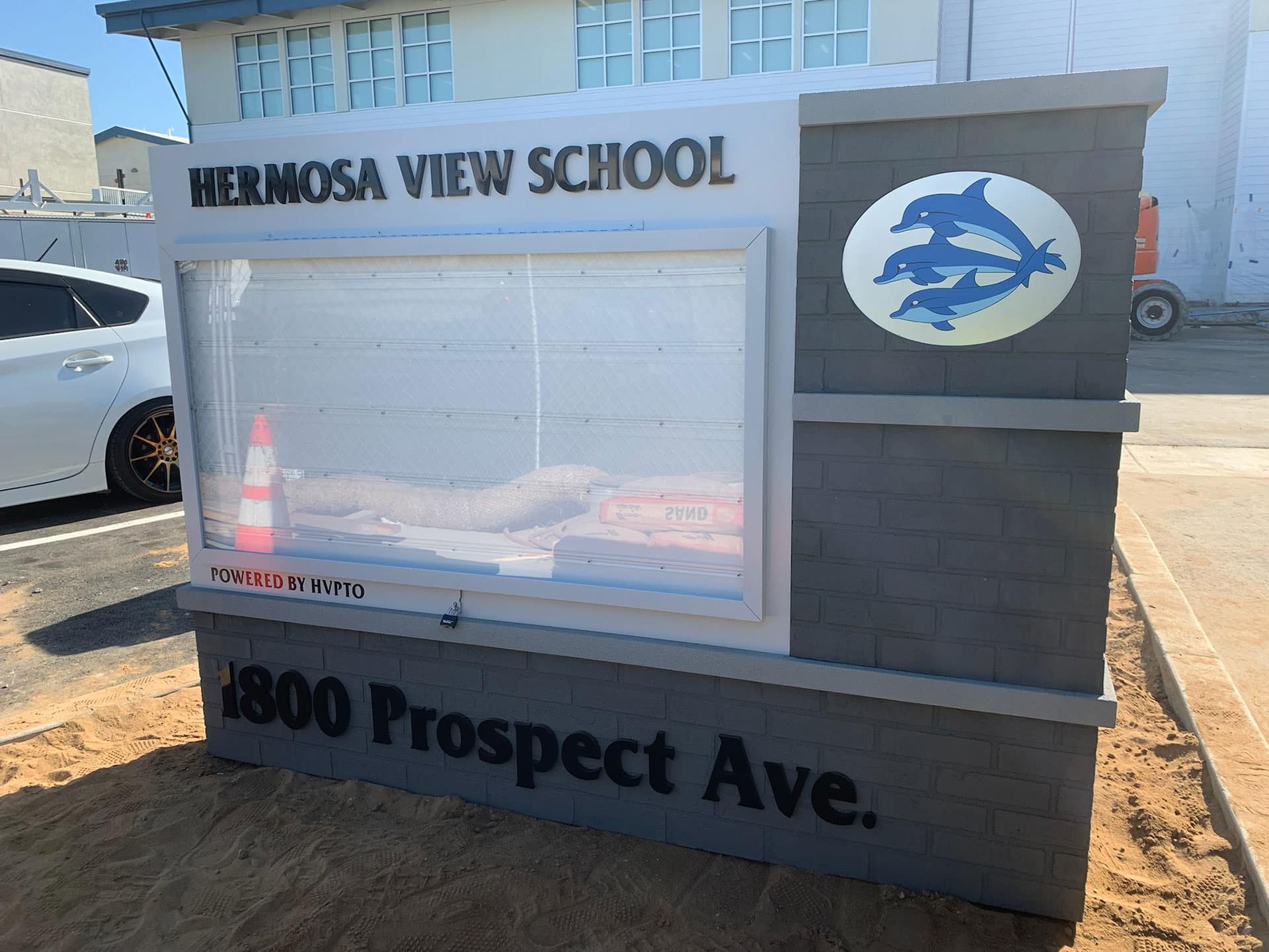 Hermosa Valley School Monument Sign