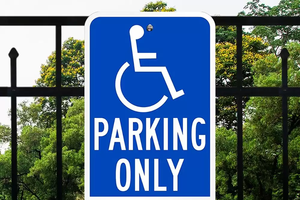 A common ADA-compliant parking sign