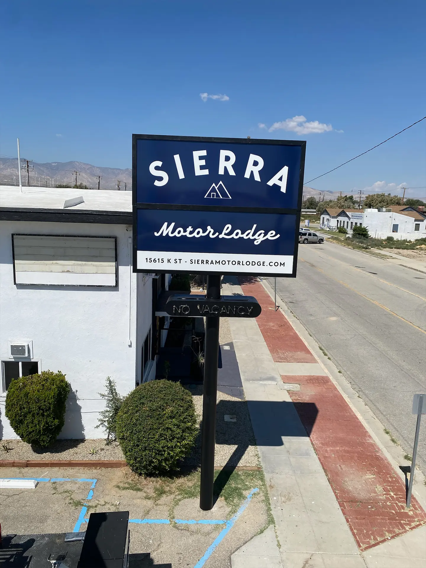 sierra-motor-lodge-01